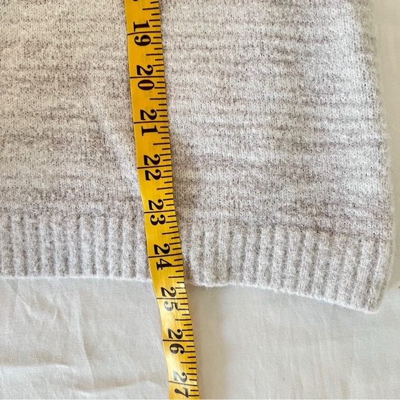 Soma SomaWKND Marshmallow Knit Hoodie Light Gray Fluffy Soft Cardigan Sweater XL - Picture 7 of 9